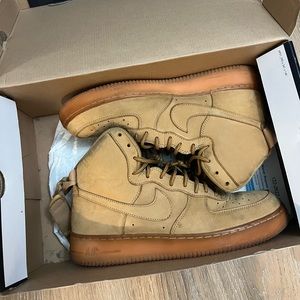 Nike Wheats AIR FORCE 1 HIGH 07 LV8 WB
